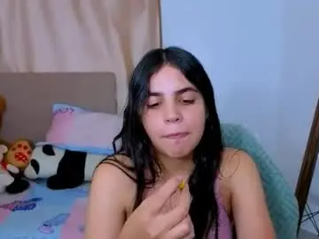 Elenna_hotx  live sex cam