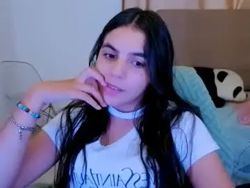 Elenna_hotx  live sex cam