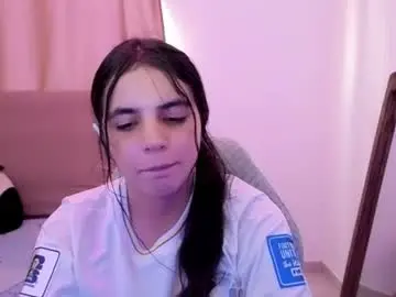 Elenna_hotx  live sex cam