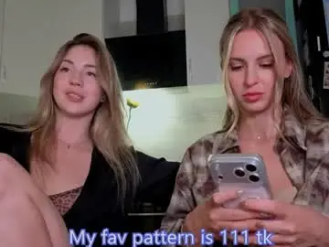 F1oraa  live sex cam