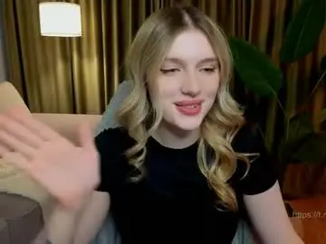 Honey_kors  live sex cam