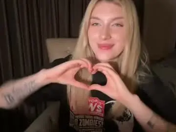 Honey_kors  live sex cam