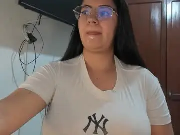Laudaniii  live sex cam