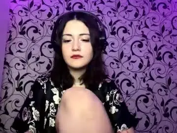 Lilianasomsana  live sex cam