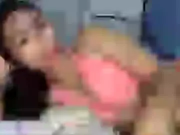 Pinay_huntressxx  live sex cam