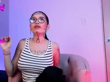 Sasha_yaklove666  live sex cam