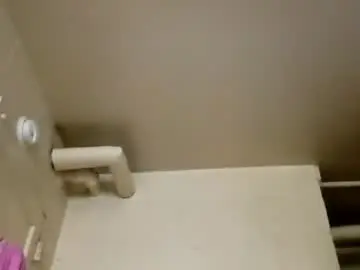Uniqxrnmxlf2k21  live sex cam