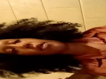 Uniqxrnmxlf2k21  live sex cam
