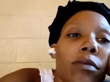 Uniqxrnmxlf2k21  live sex cam