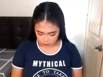 Xflirtymika  live sex cam