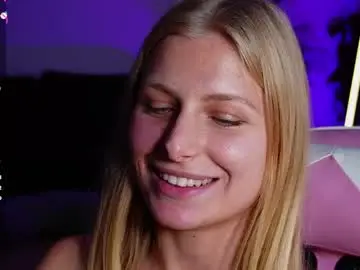 Crystal_blond  live sex cam