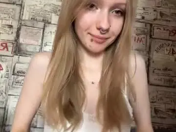 Gertrudeuran  live sex cam
