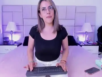 Isis_loveyes_  live sex cam