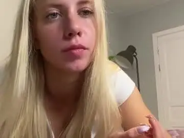 Lumineess  live sex cam