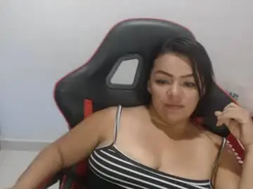 Natachaprinss22  live sex cam