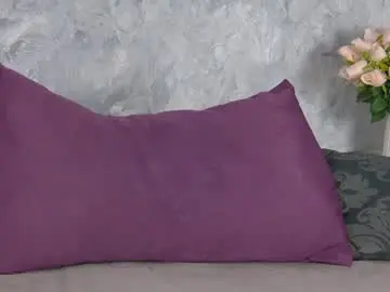 Polly_curiouss  live sex cam