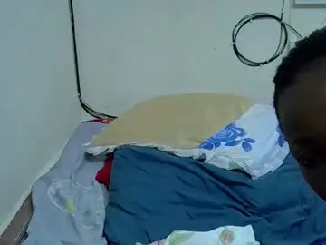 Prettyqueen24  live sex cam