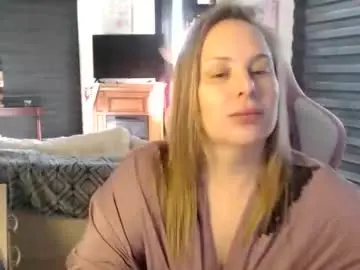 Skibonniexo  live sex cam