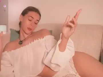 T_tragedienne  live sex cam