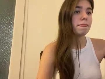 Whitesun18  live sex cam