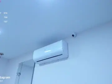 _huge_boobs_ebony  live sex cam