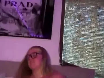 Allygirlnextdoor  live sex cam