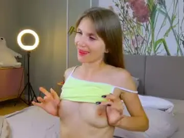 Incrediblyg00d  live sex cam