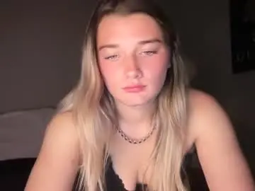 Jadejamessecret  live sex cam