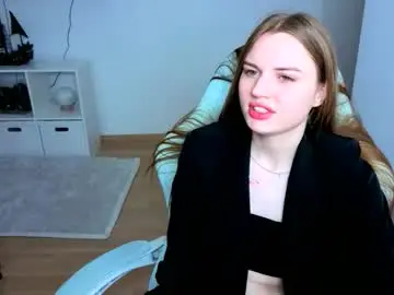 Little_bitch228  live sex cam