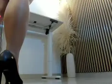 Lulu_072  live sex cam