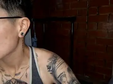 Megan_c98  live sex cam