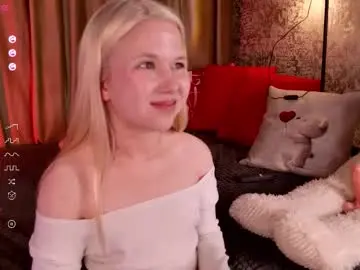 Milemissyy  live sex cam