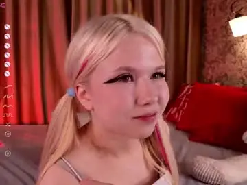 Milemissyy  live sex cam