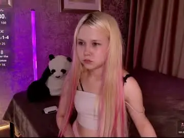 Milemissyy  live sex cam