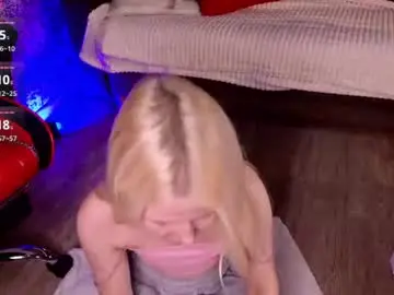 Milemissyy  live sex cam