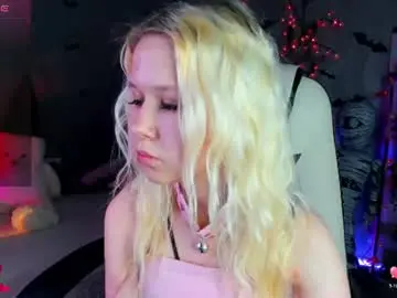 Milemissyy  live sex cam