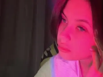 Miralapics  live sex cam