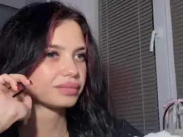 Miralapics  live sex cam
