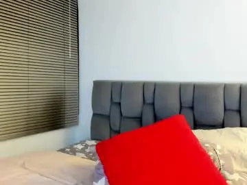 Miss__jones_  live sex cam