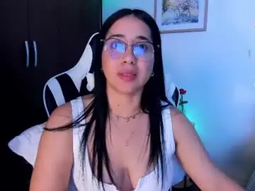 Miss__jones_  live sex cam