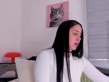 Miss__jones_  live sex cam