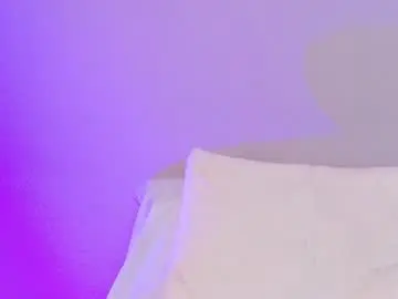 Naomiklarc  live sex cam