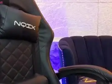 Nova_pink_r  live sex cam