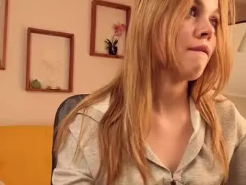 Scarletmarney  live sex cam