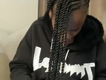 Sexxyivy  live sex cam