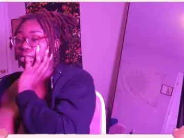 Sweetgirllei  live sex cam