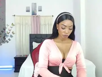 Talianamoreno  live sex cam