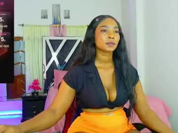 Talianamoreno  live sex cam