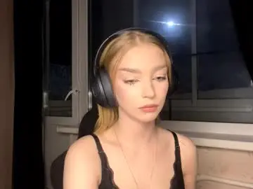 Baileyroethle  live sex cam