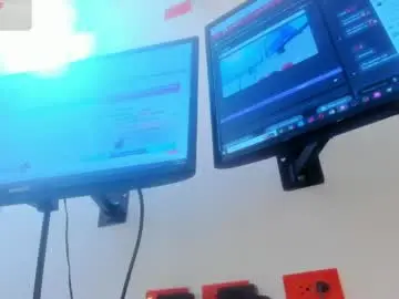 Claire_nyxx  live sex cam